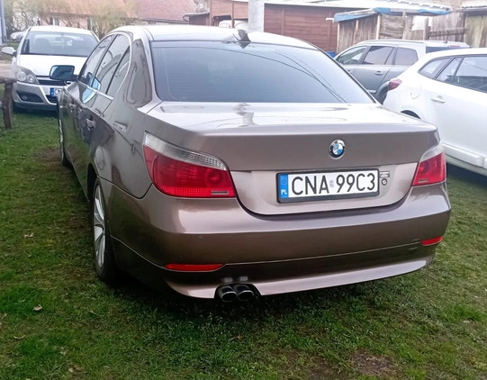 BMW Seria 5 cena 17000 przebieg: 477000, rok produkcji 2004 z Bydgoszcz małe 37